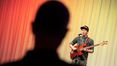 Frank Waln performing