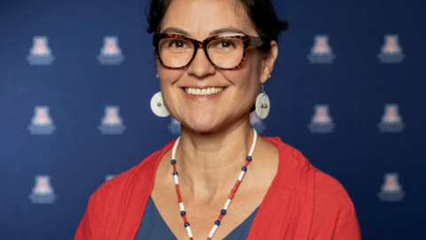 Shelly Lowe