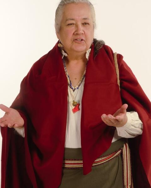 Linda Coombs Headshot