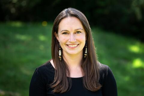 Rachel Wilbur Headshot